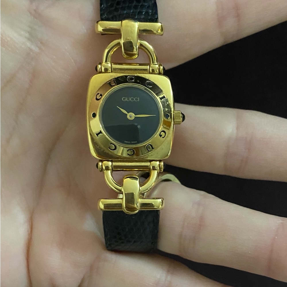 100% Authentic Women’s 6300L Gucci watch.
